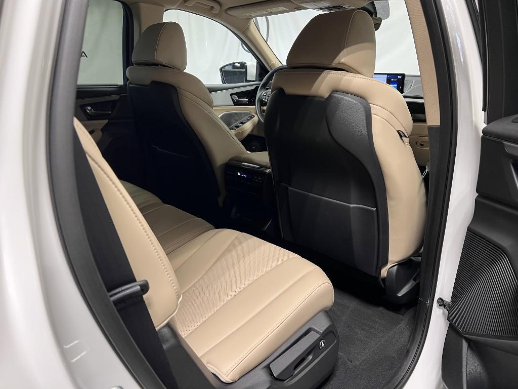 used 2023 Acura MDX car, priced at $46,991
