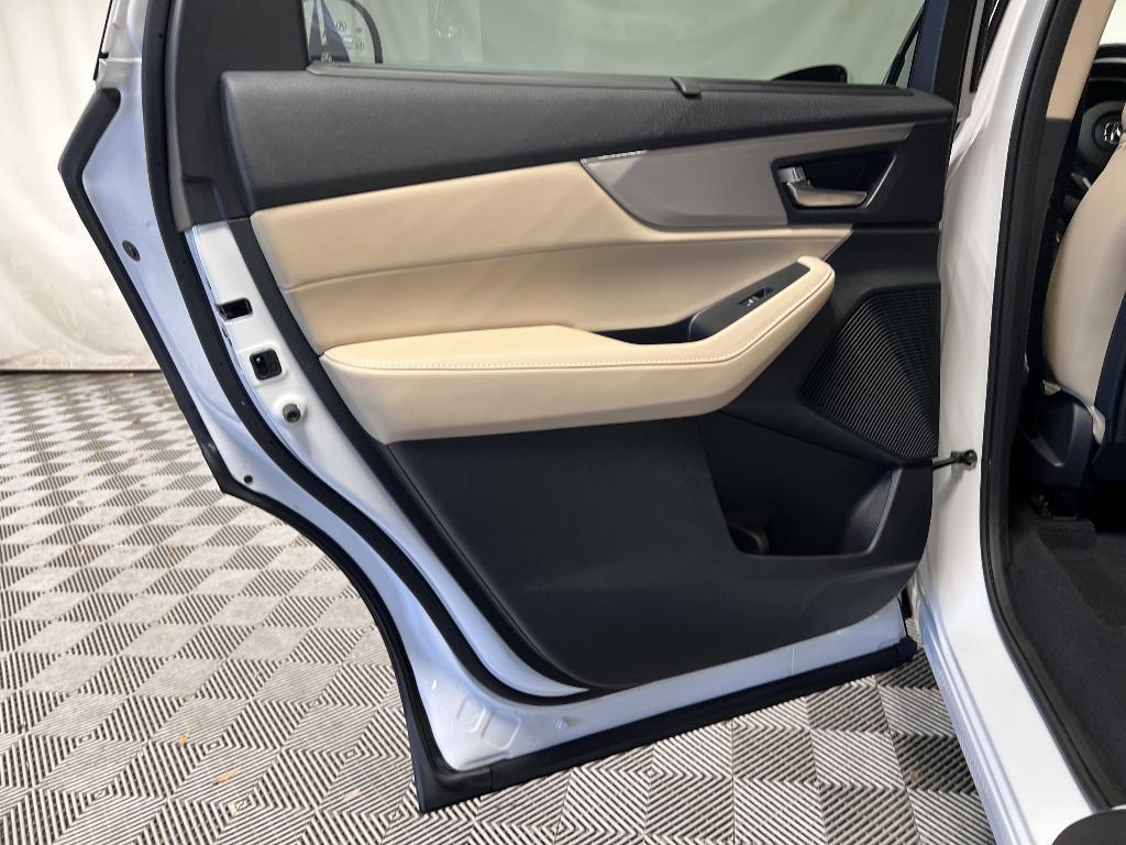 used 2023 Acura MDX car, priced at $46,991
