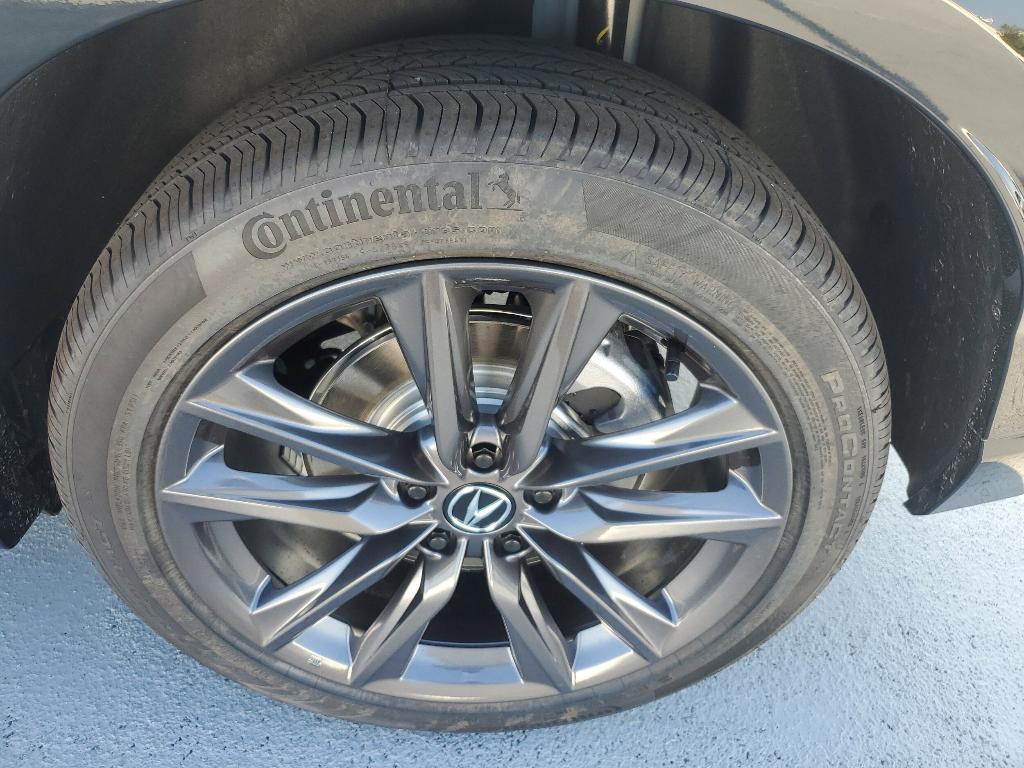 new 2025 Acura ADX car, priced at $41,950