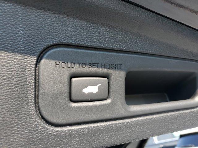 new 2025 Acura MDX car, priced at $60,750