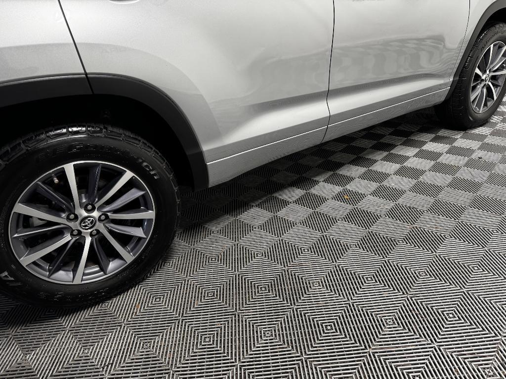 used 2017 Toyota Highlander car, priced at $24,791