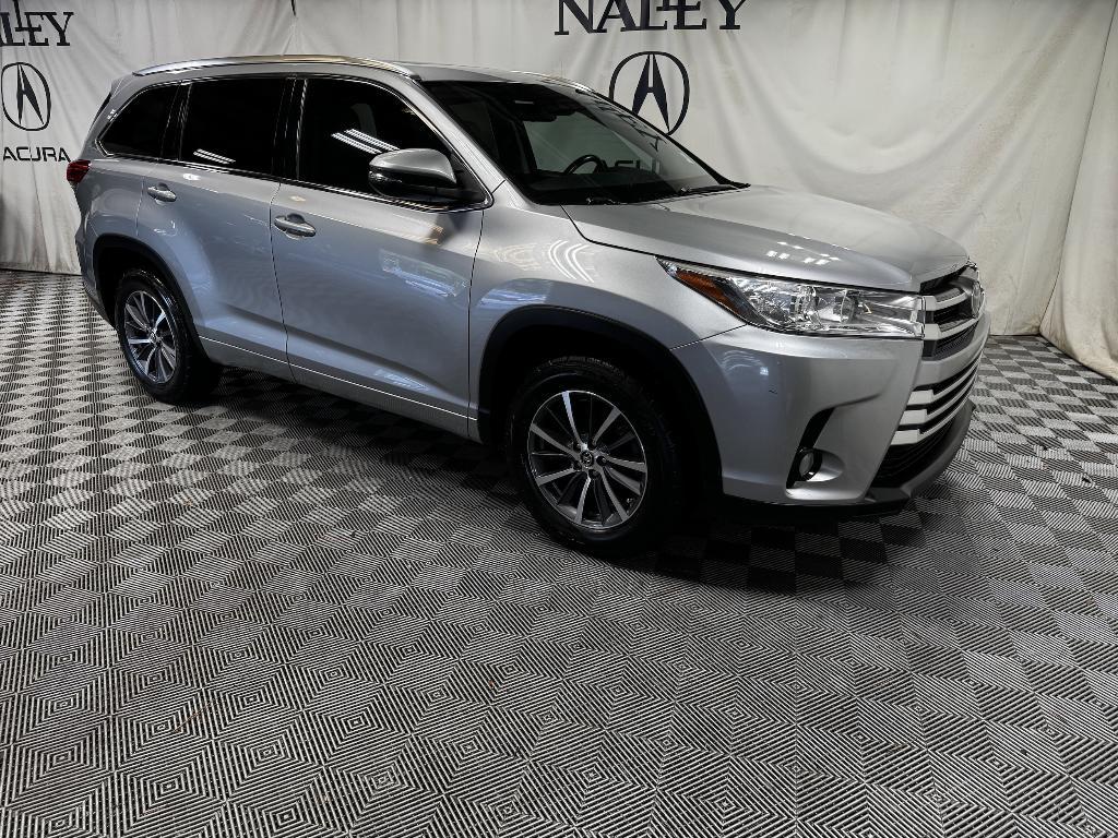 used 2017 Toyota Highlander car, priced at $24,791