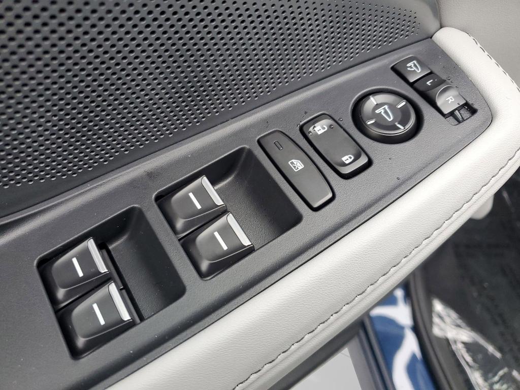 new 2026 Acura MDX car, priced at $60,750