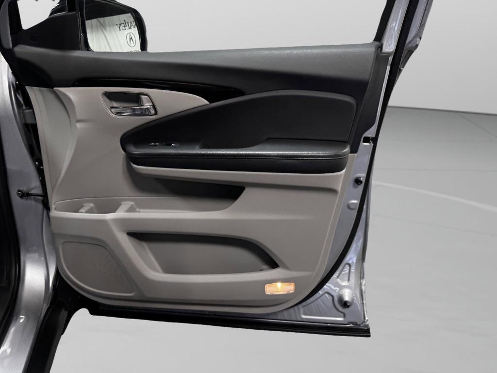 used 2019 Honda Pilot car, priced at $24,791