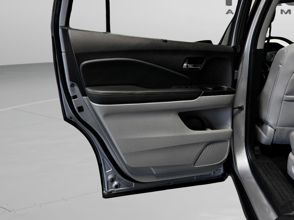used 2019 Honda Pilot car, priced at $24,791