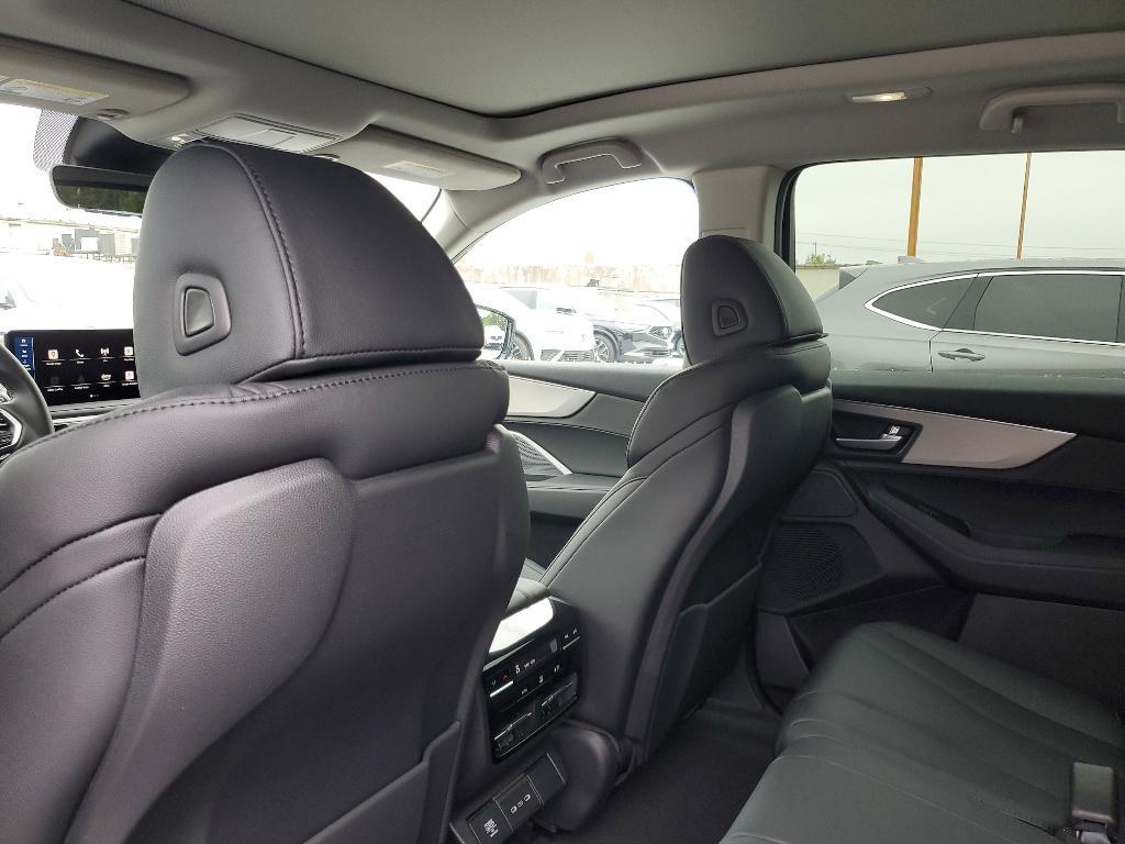 new 2025 Acura MDX car, priced at $55,350