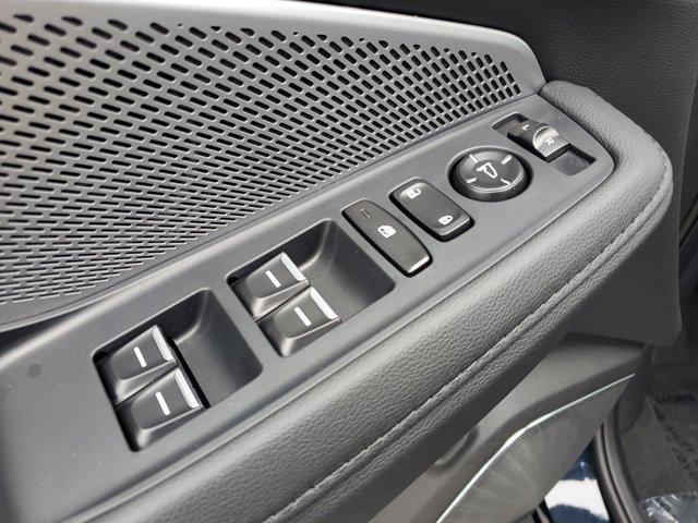 new 2025 Acura MDX car, priced at $55,350