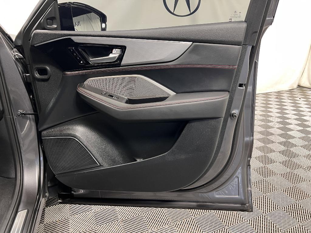 used 2023 Acura MDX car, priced at $44,991
