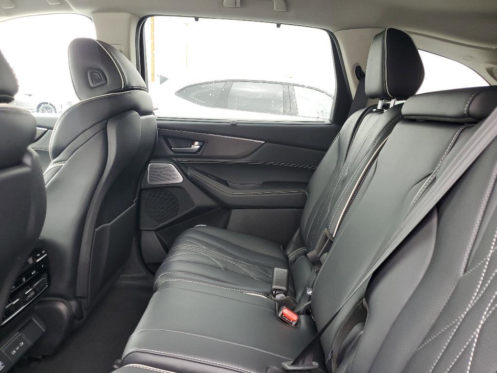 new 2025 Acura MDX car, priced at $68,250