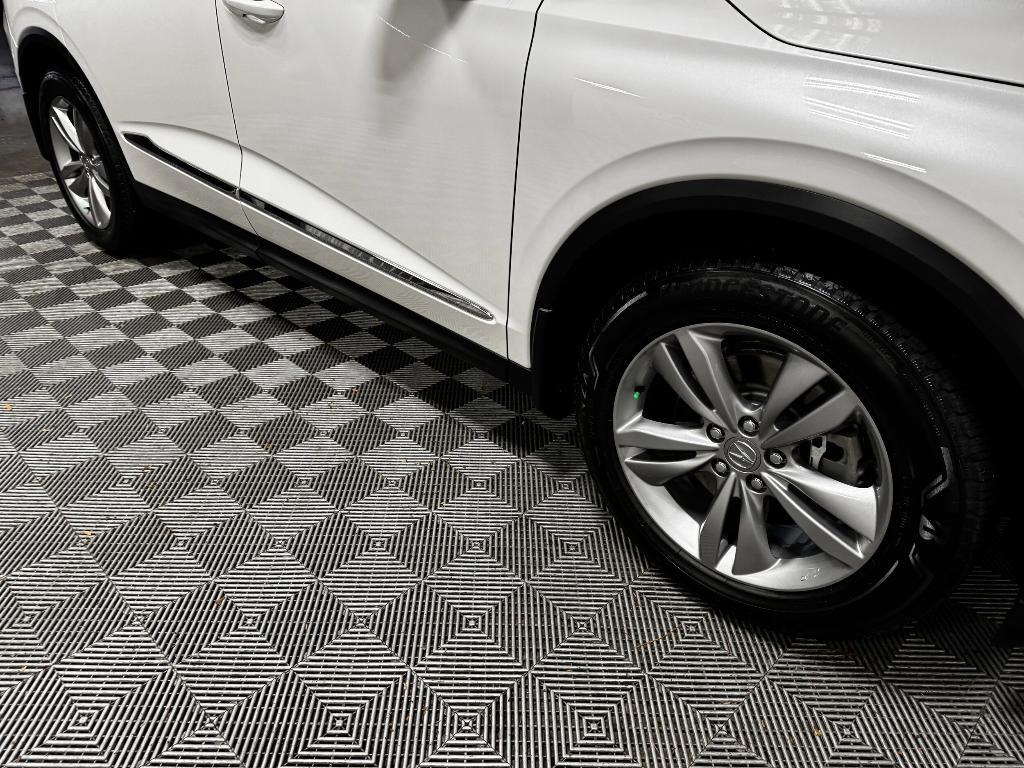 used 2025 Acura MDX car, priced at $45,991