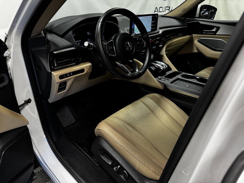 used 2025 Acura MDX car, priced at $45,991