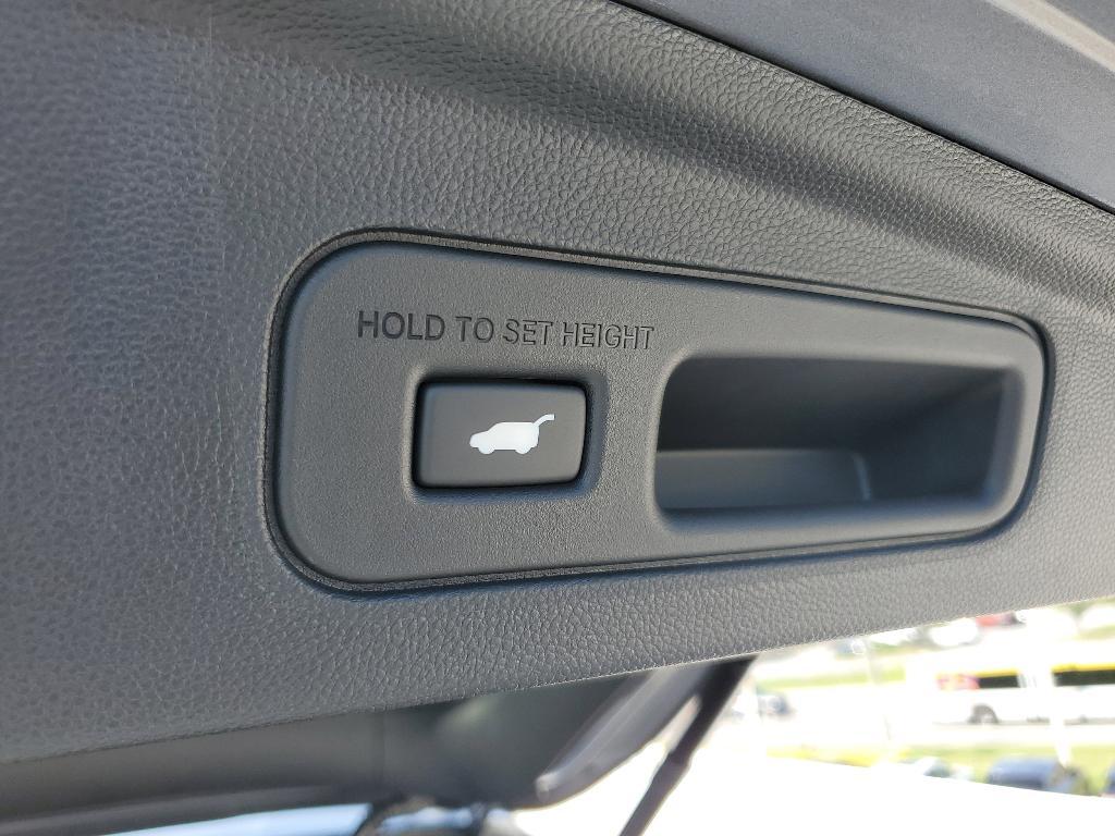 new 2026 Acura MDX car, priced at $68,850
