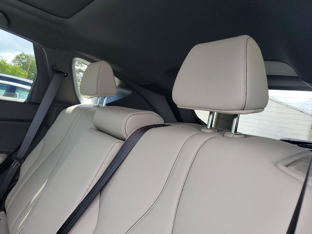 new 2025 Acura RDX car, priced at $46,650