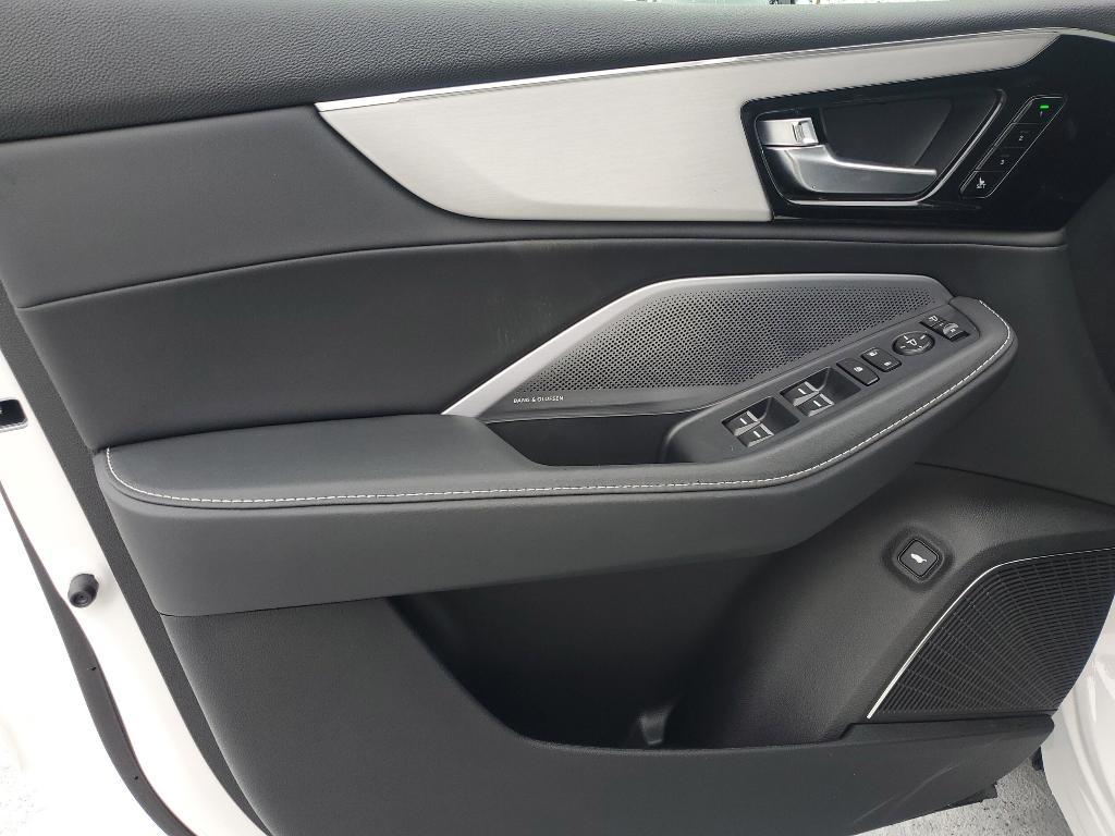 new 2025 Acura MDX car, priced at $58,550