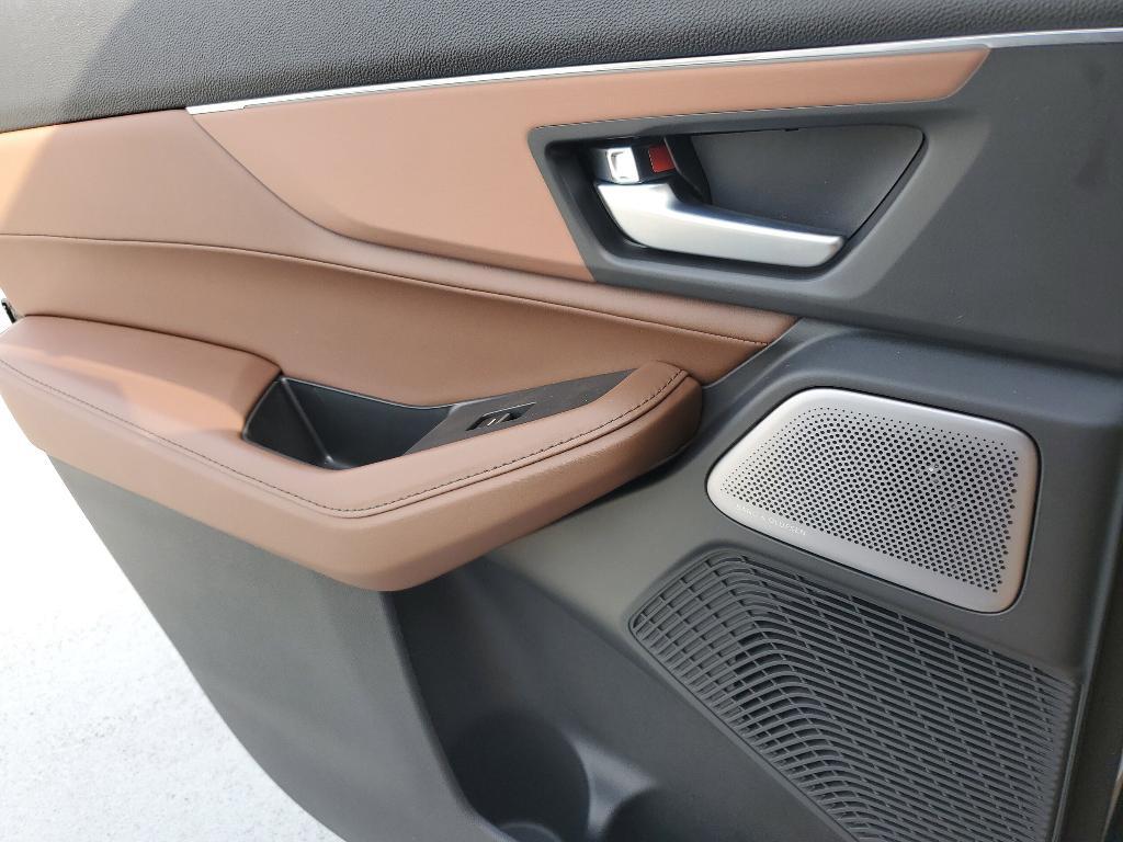 new 2025 Acura MDX car, priced at $58,550