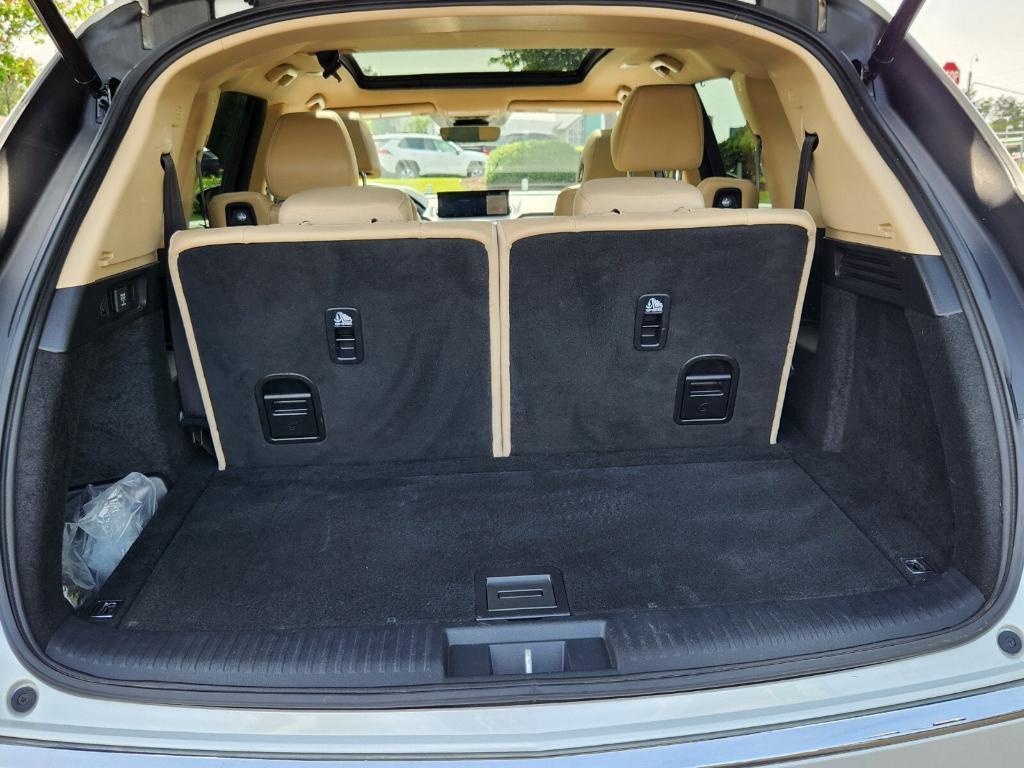 used 2023 Acura MDX car, priced at $42,991