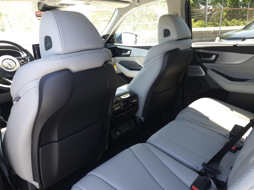 new 2025 Acura MDX car, priced at $60,150