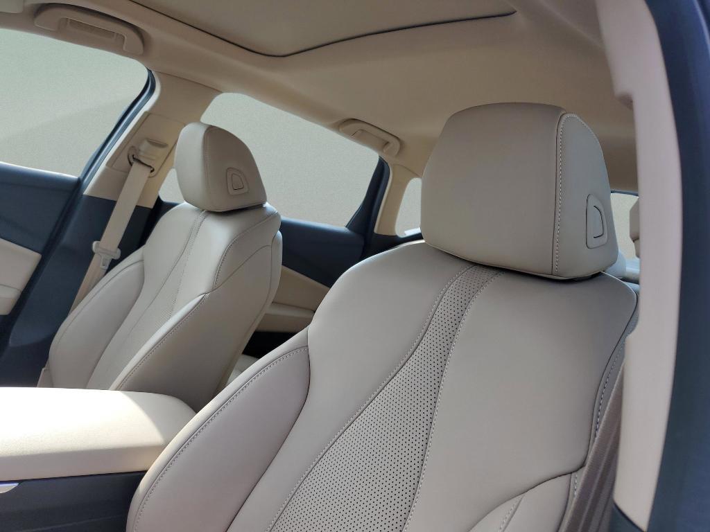 new 2025 Acura TLX car, priced at $47,195