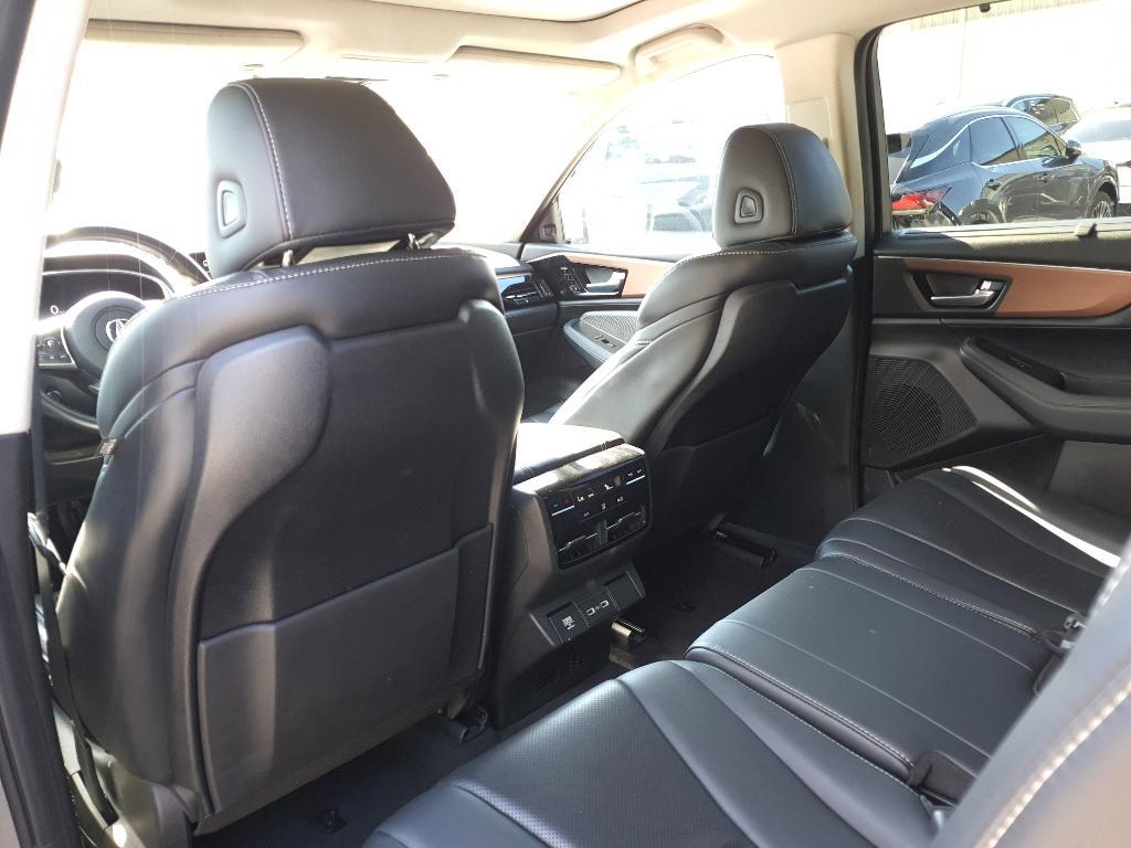 used 2022 Acura MDX car, priced at $41,491