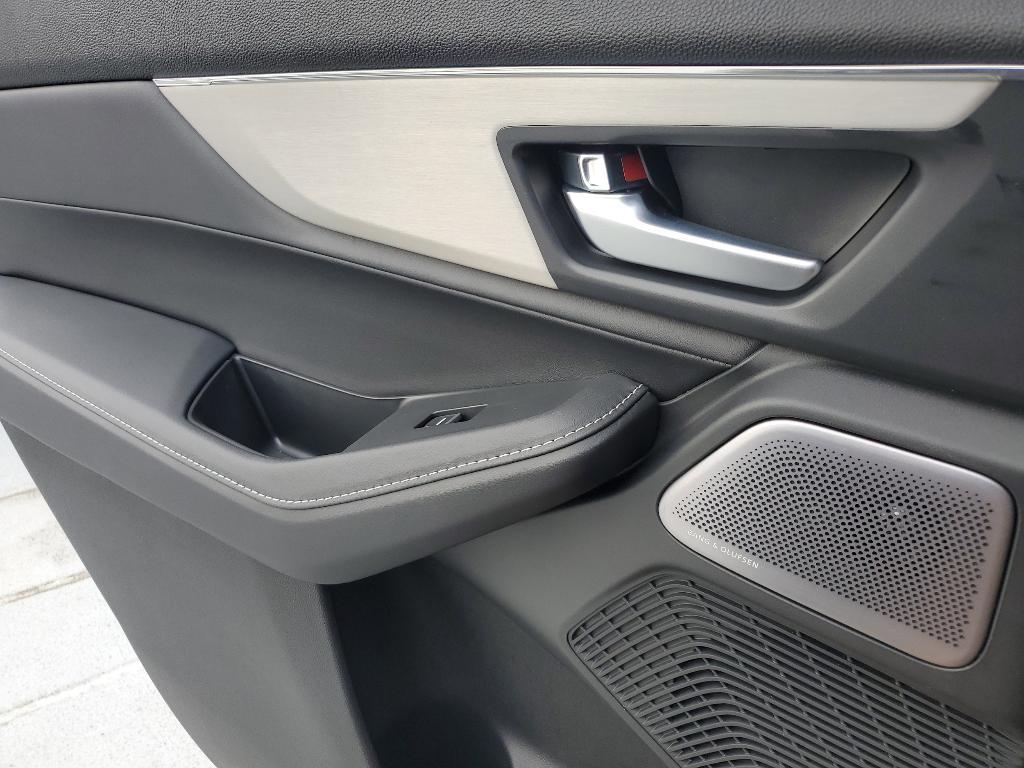 new 2025 Acura MDX car, priced at $58,550