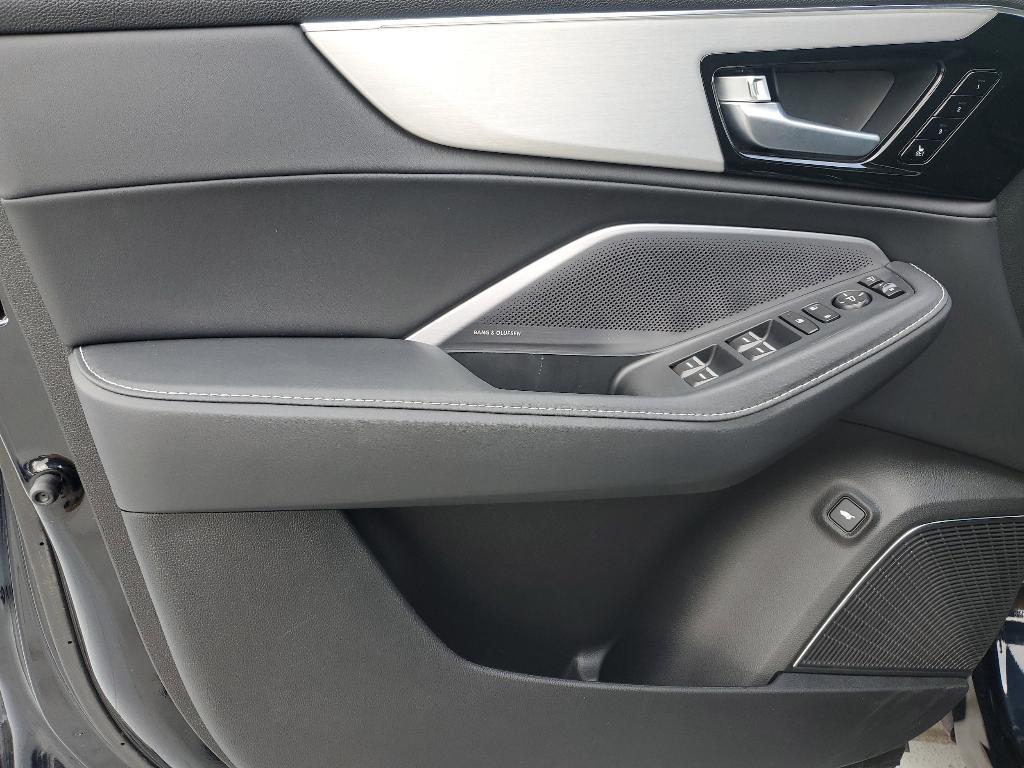 new 2025 Acura MDX car, priced at $58,550