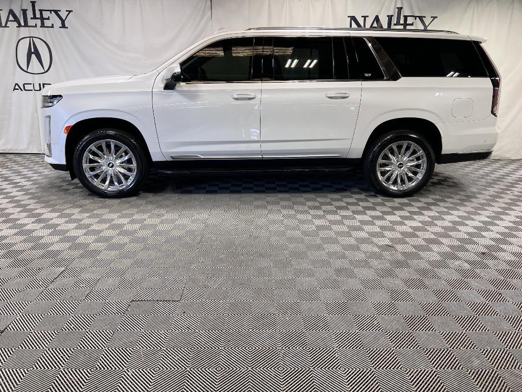used 2024 Cadillac Escalade ESV car, priced at $89,991