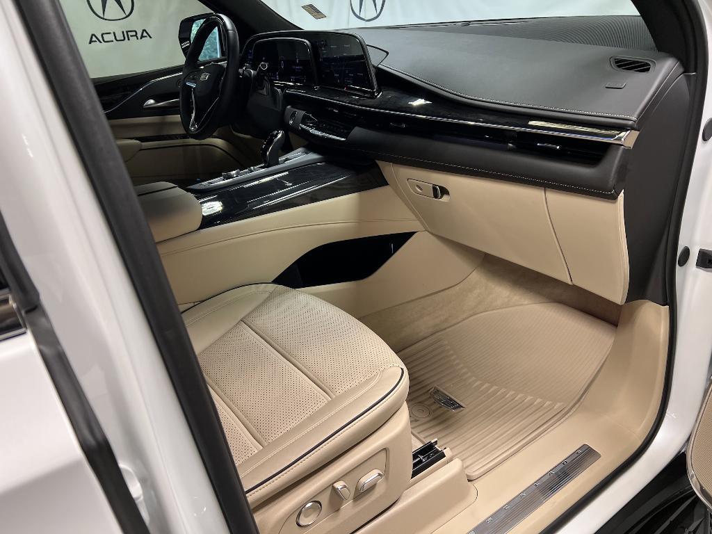 used 2024 Cadillac Escalade ESV car, priced at $89,991