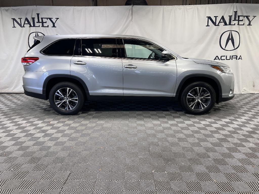 used 2019 Toyota Highlander car, priced at $25,791