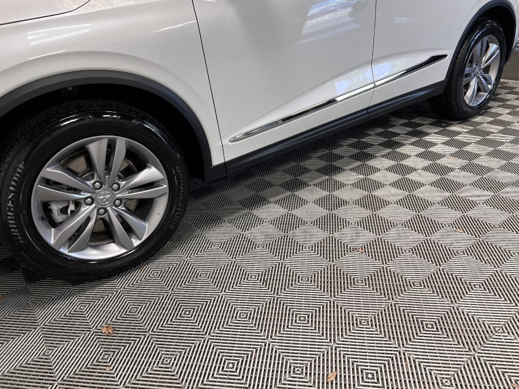 used 2024 Acura MDX car, priced at $44,591
