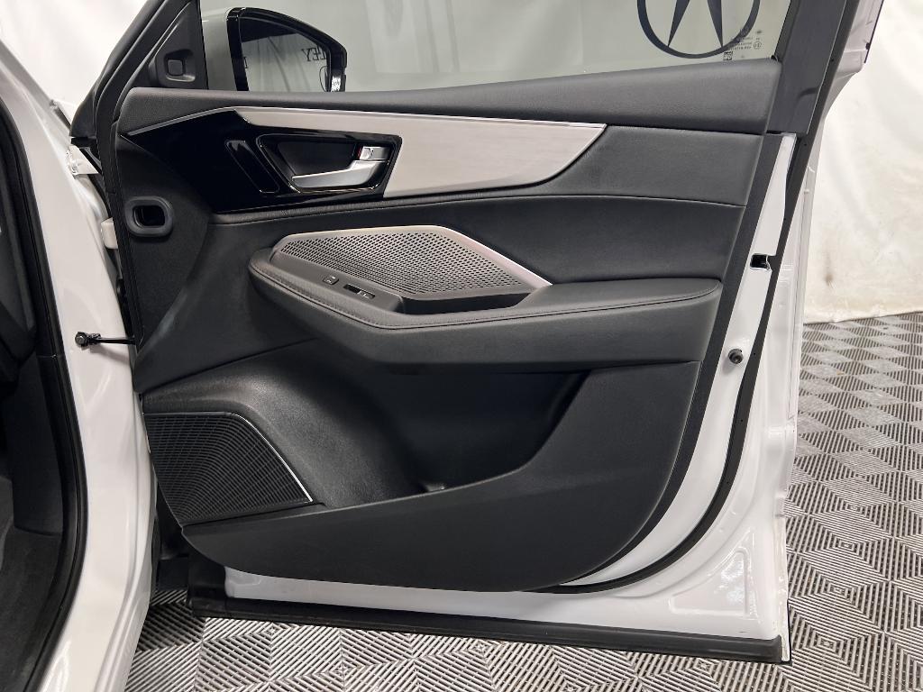 used 2024 Acura MDX car, priced at $44,391