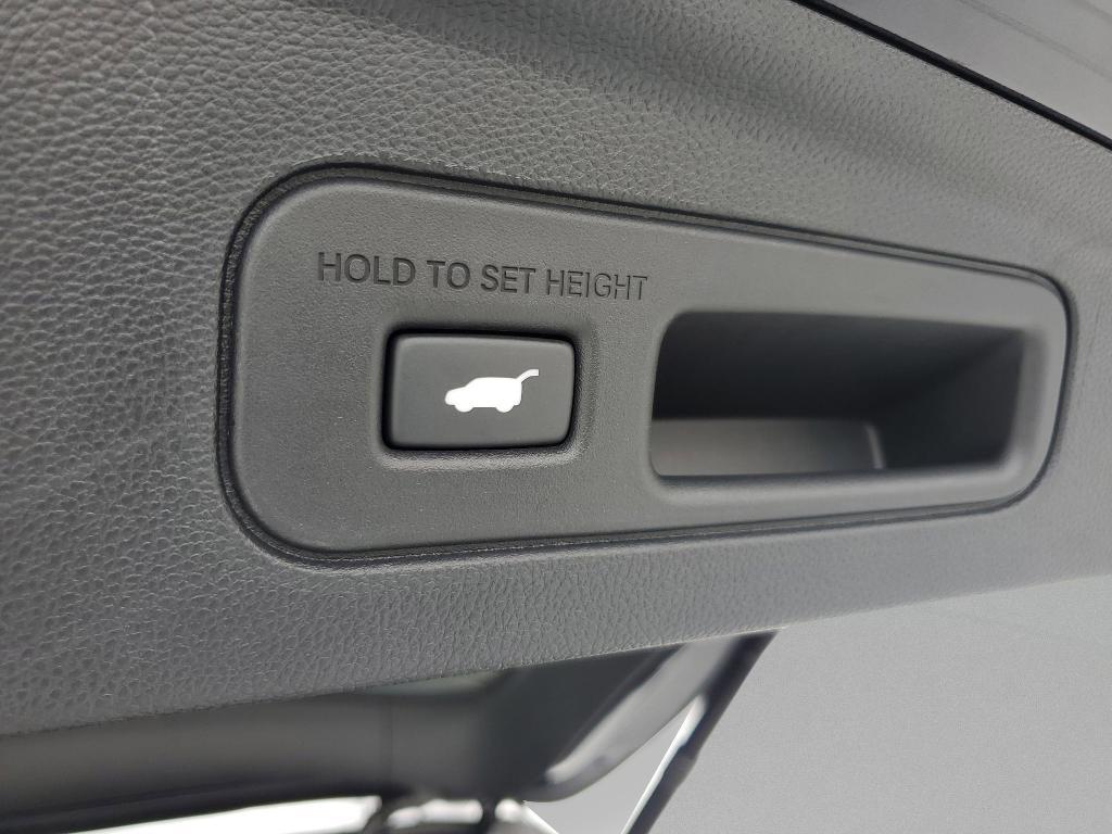 new 2026 Acura MDX car, priced at $68,850