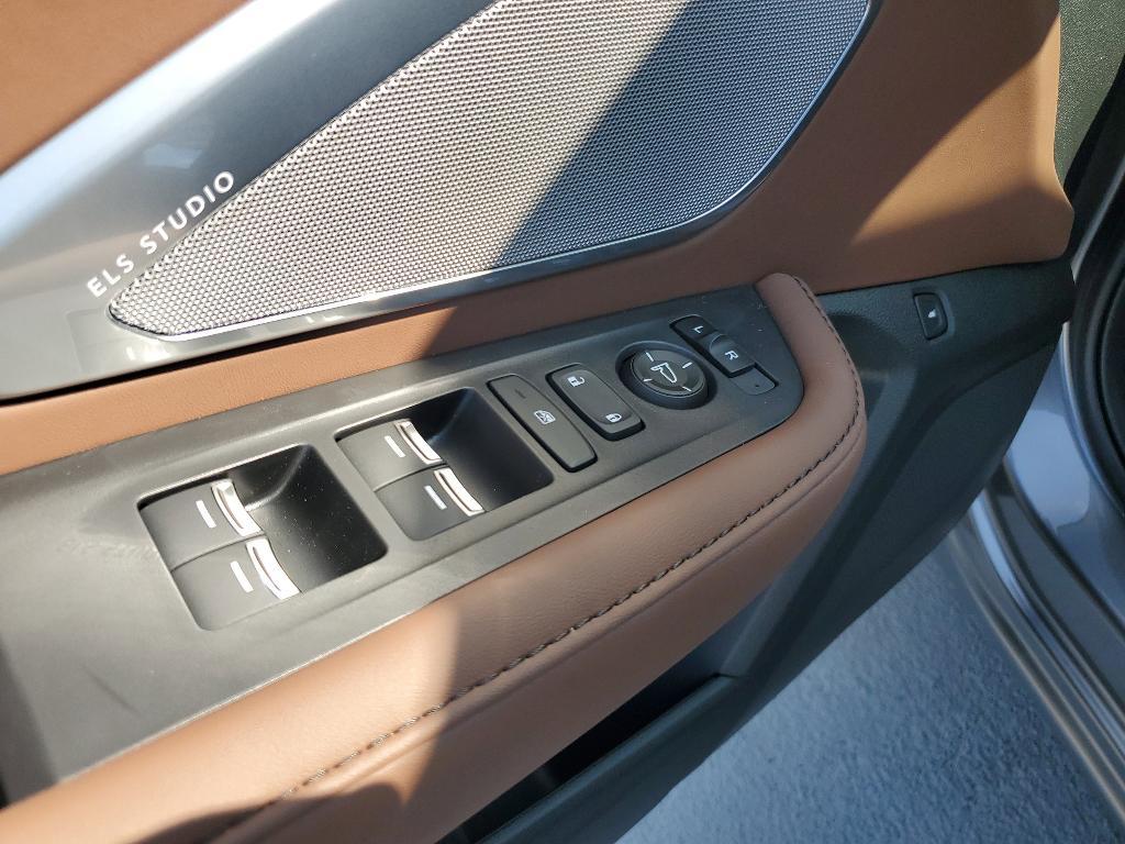 new 2025 Acura RDX car, priced at $49,250