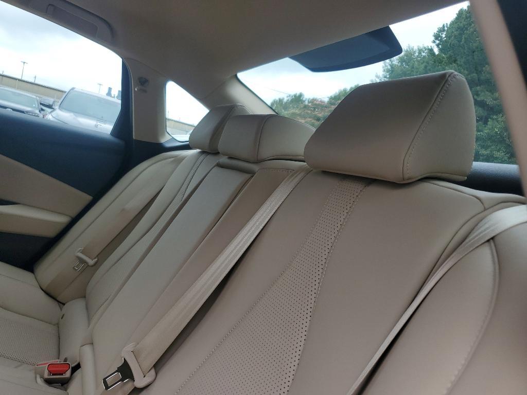 new 2025 Acura TLX car, priced at $47,195