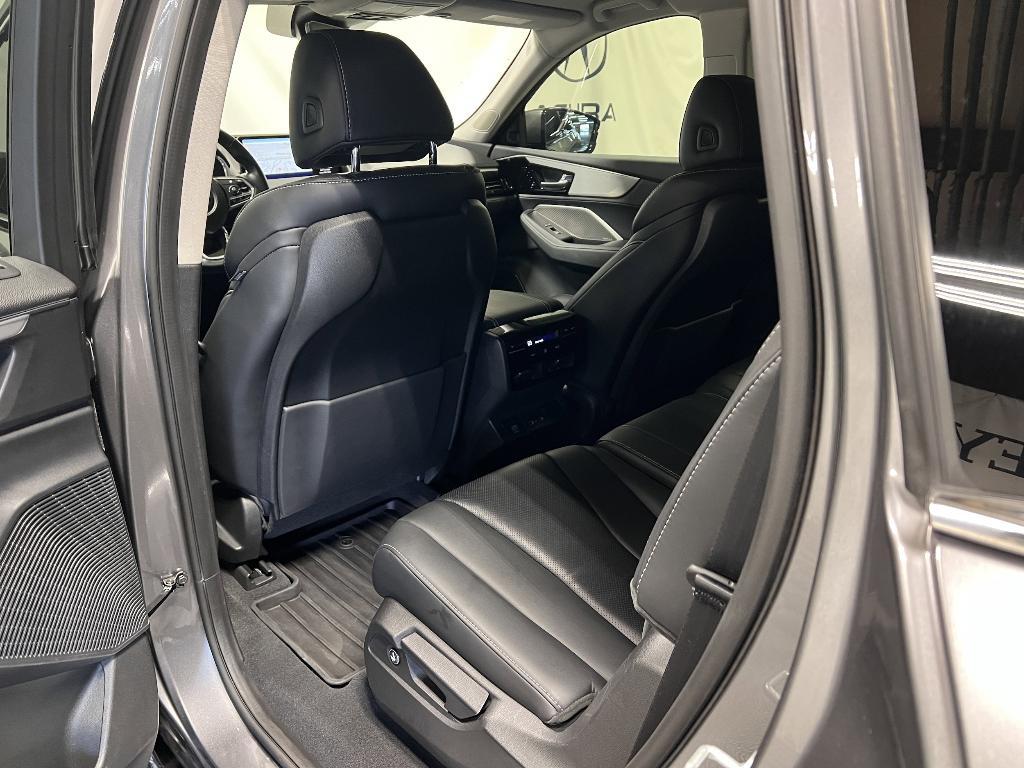 used 2023 Acura MDX car, priced at $44,591