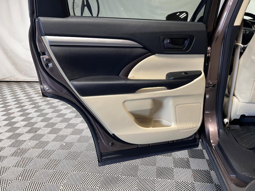 used 2017 Toyota Highlander car, priced at $19,791