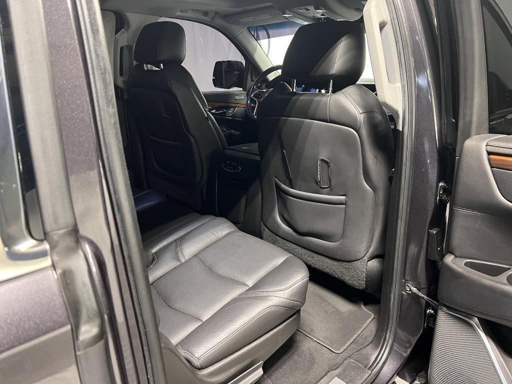 used 2018 Cadillac Escalade ESV car, priced at $29,991