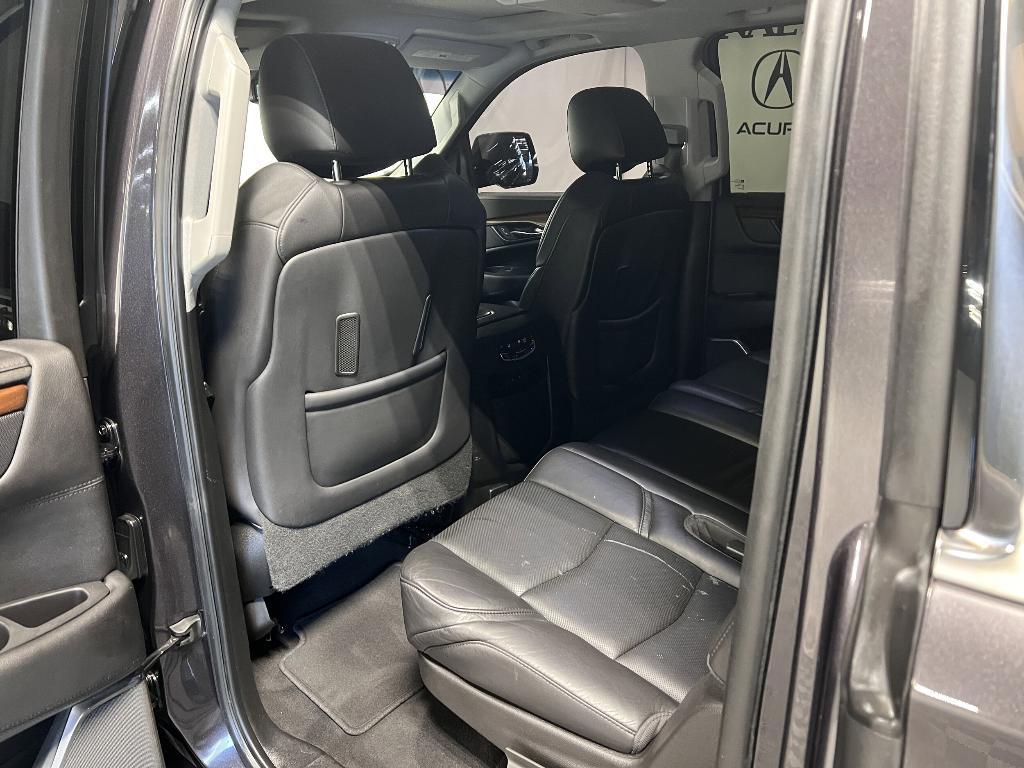 used 2018 Cadillac Escalade ESV car, priced at $29,991