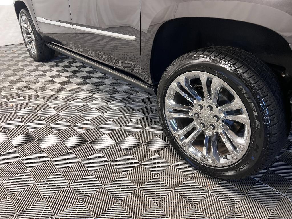used 2018 Cadillac Escalade ESV car, priced at $29,991