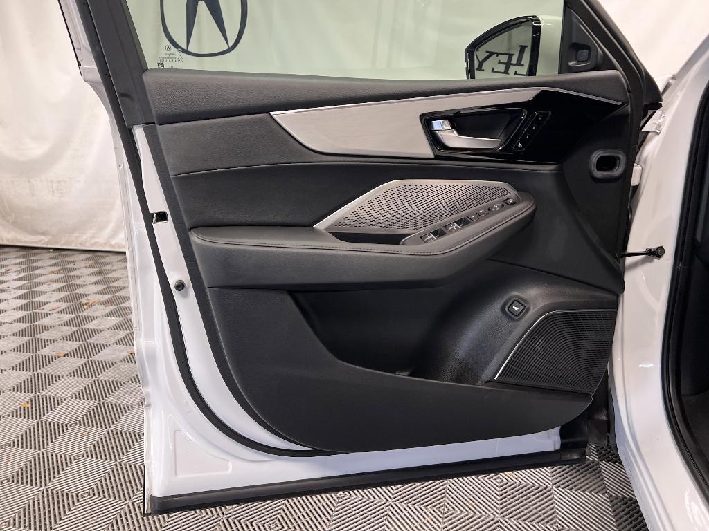 used 2024 Acura MDX car, priced at $44,391