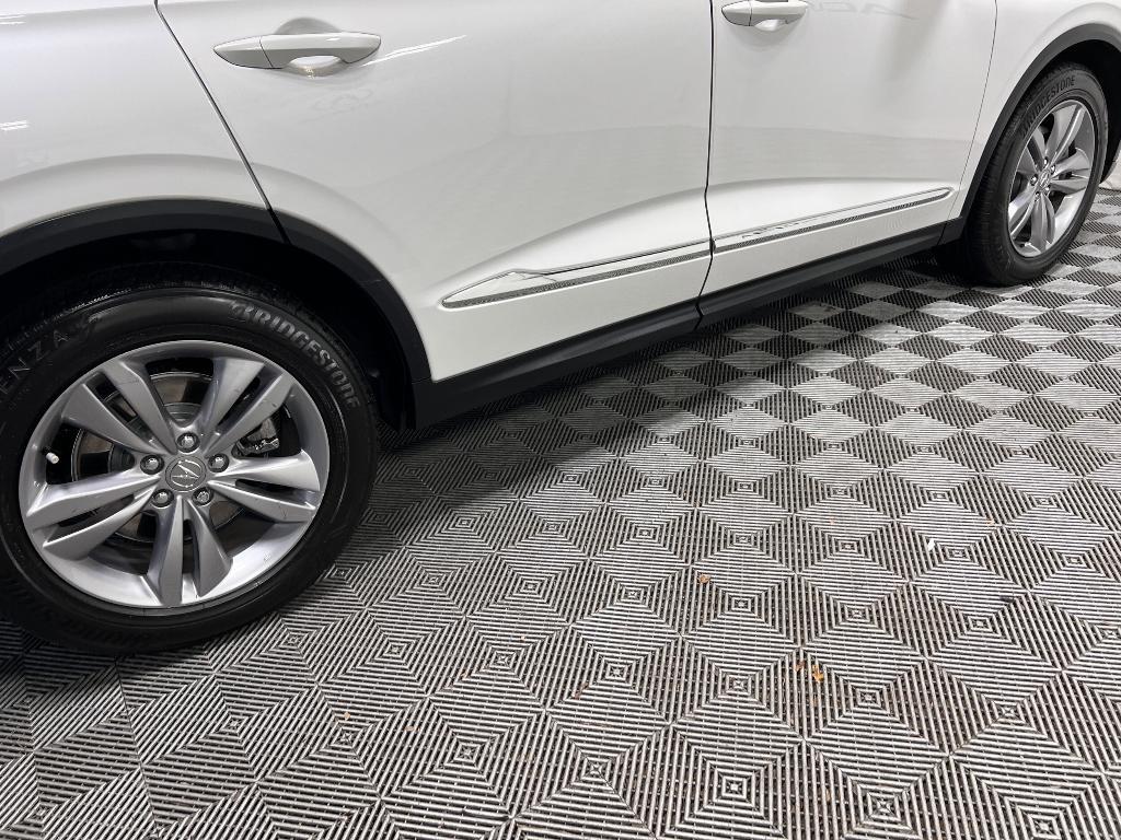 used 2024 Acura MDX car, priced at $42,591