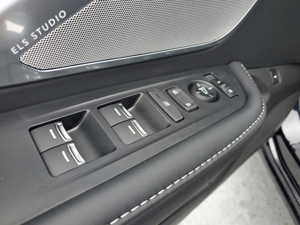 new 2025 Acura RDX car, priced at $49,250