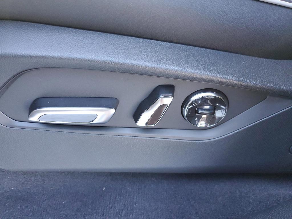 new 2026 Acura MDX car, priced at $68,850