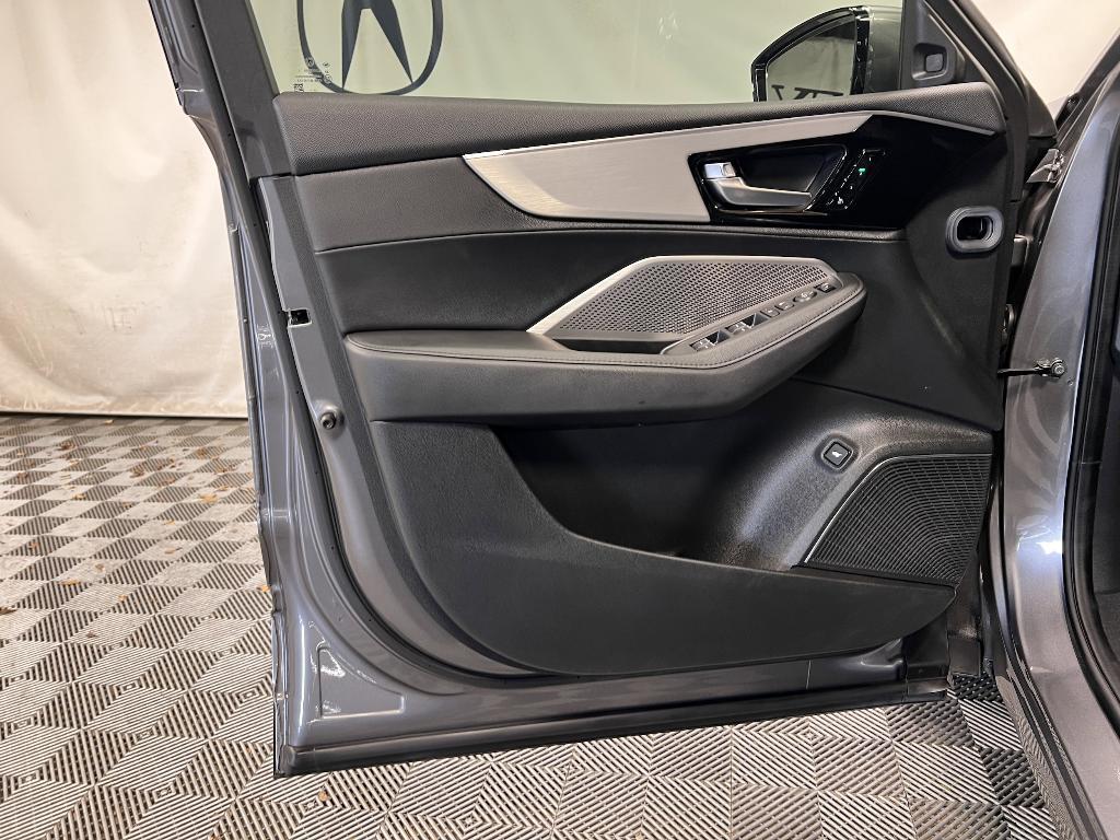 used 2024 Acura MDX car, priced at $46,391