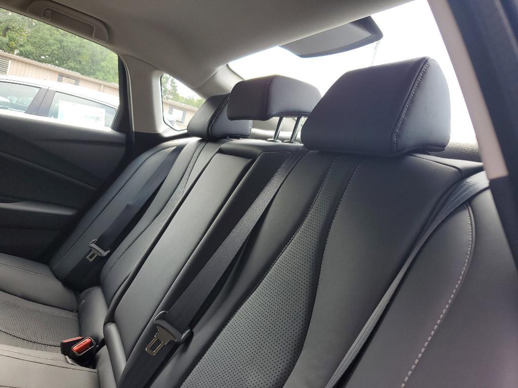 new 2025 Acura TLX car, priced at $47,195