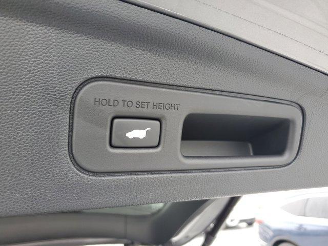 new 2025 Acura MDX car, priced at $58,550