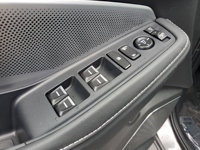 new 2025 Acura MDX car, priced at $58,550