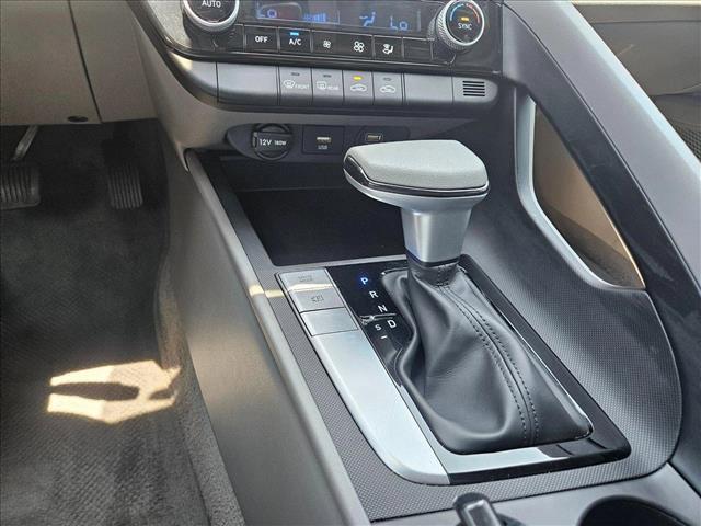 used 2022 Hyundai Elantra car, priced at $18,995