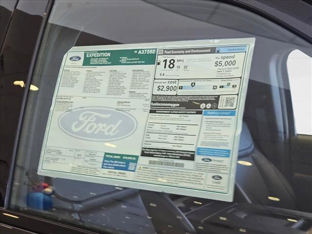 new 2025 Ford Expedition car, priced at $77,890