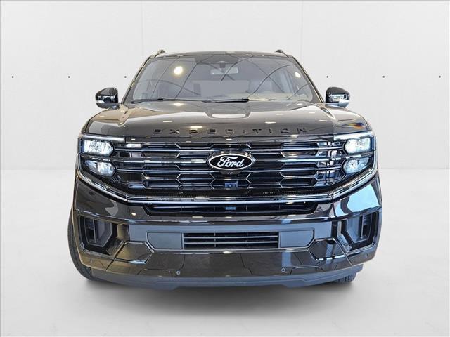 new 2025 Ford Expedition car, priced at $77,890
