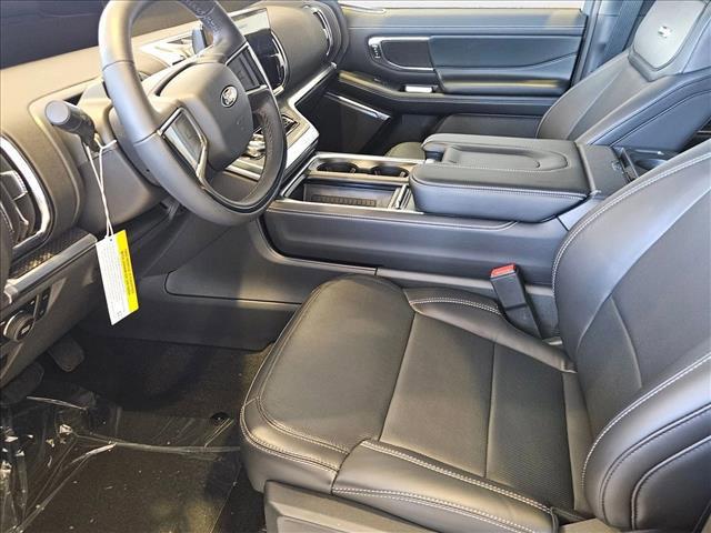 new 2025 Ford Expedition car, priced at $77,890